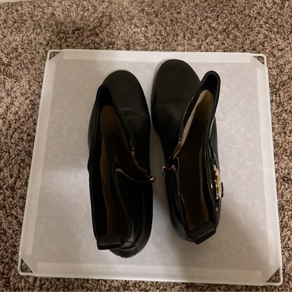 Michael kors boots - Picture 5 of 12